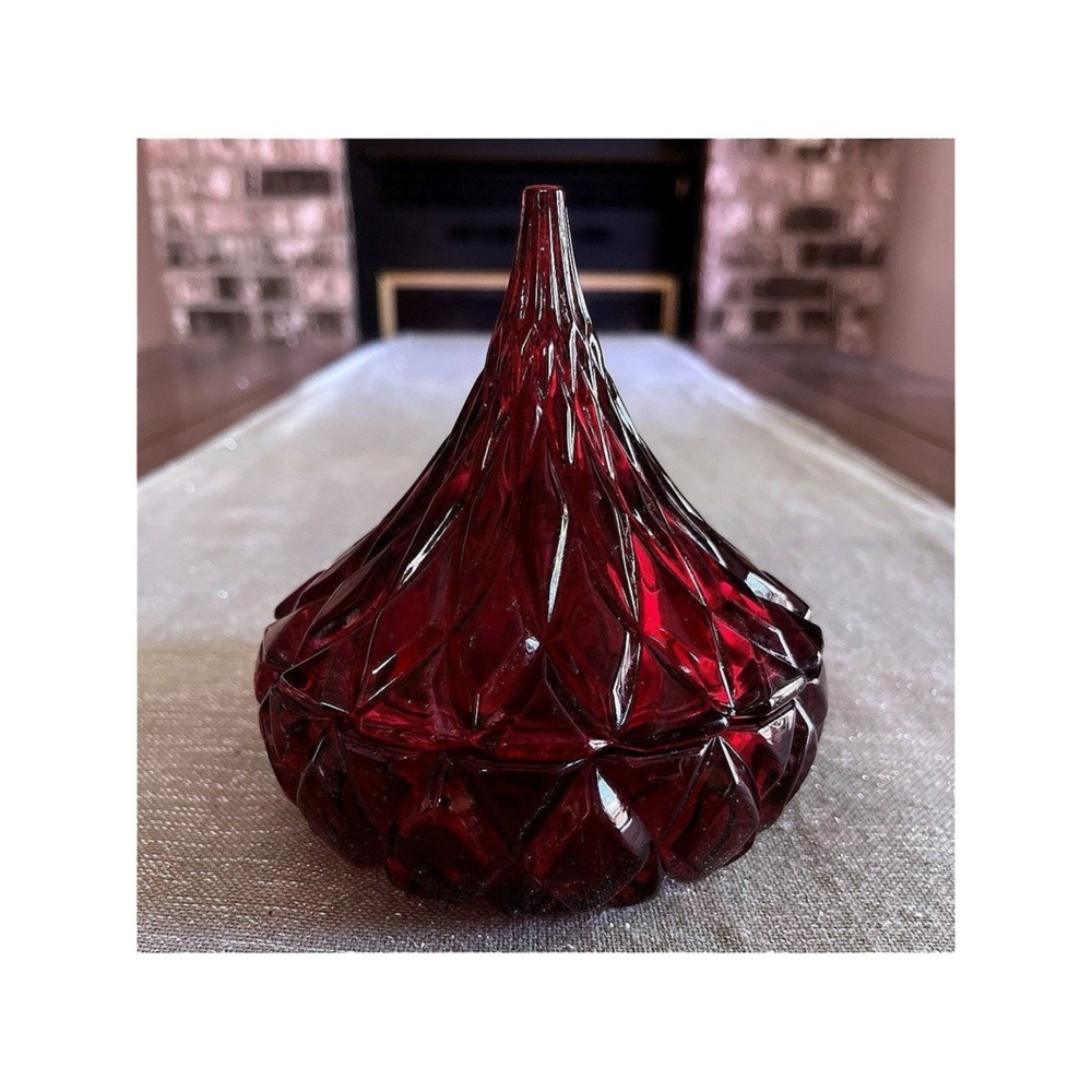 Shannon Crystal Design Ireland Ruby Red Hershey Kiss Godinger Candy Dish Vintage